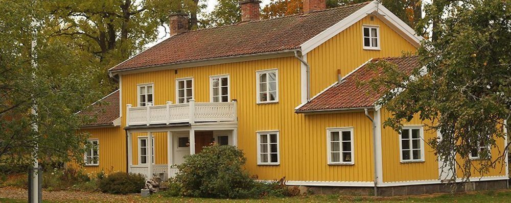 Hallebergs Bed&Breakfast Скара Екстериор снимка